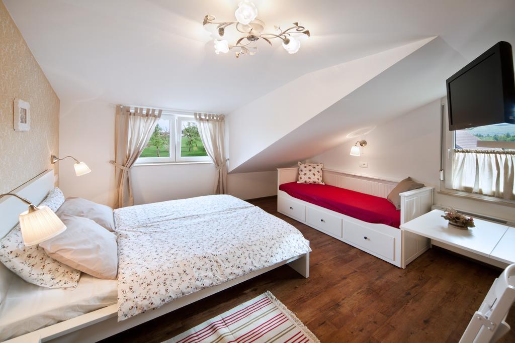 Hotel Samarin Črnomelj 외부 사진