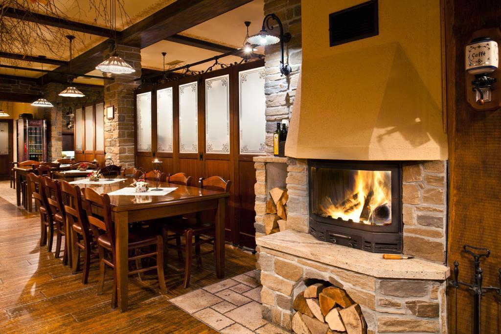 Hotel Samarin Črnomelj 외부 사진