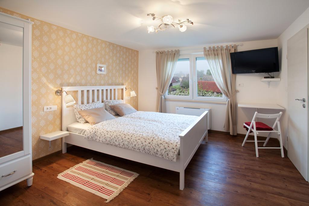 Hotel Samarin Črnomelj 외부 사진