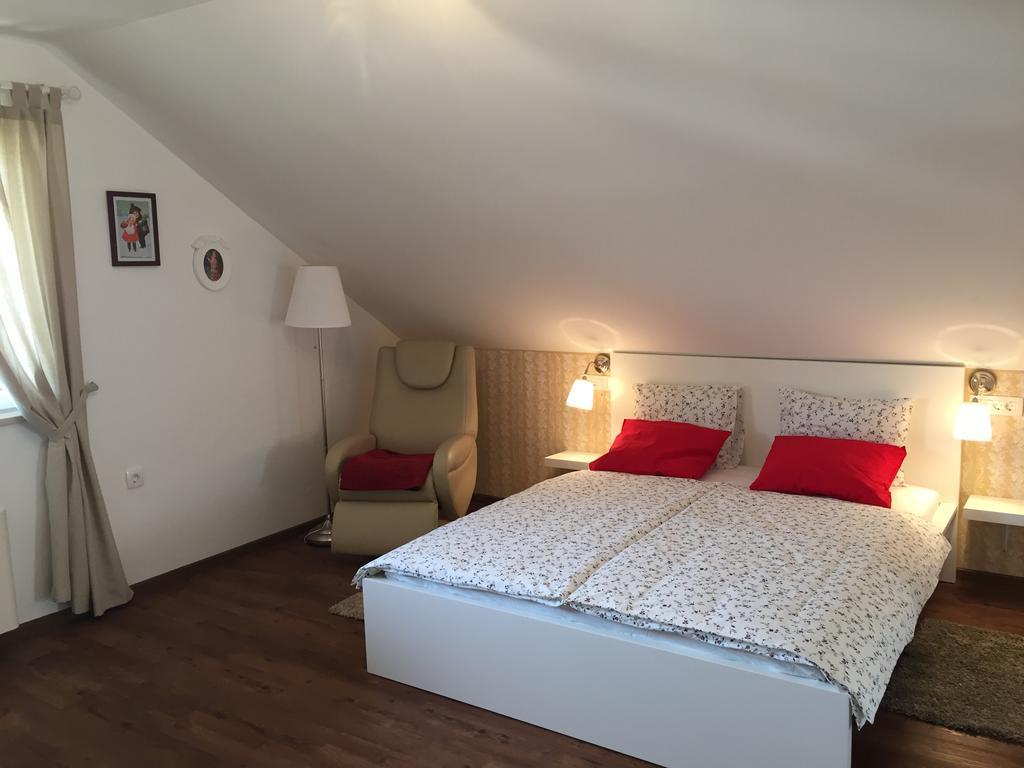 Hotel Samarin Črnomelj 외부 사진
